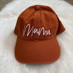 Mama hat